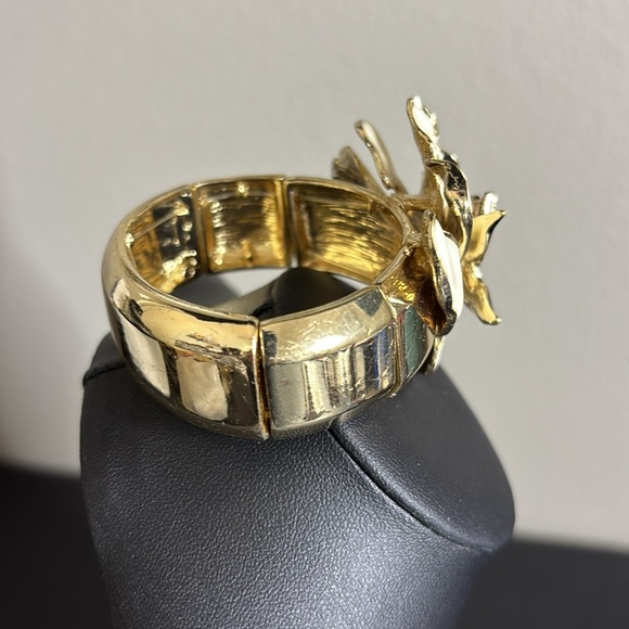 Floral Enamel Rhinestone Gold Black Floral Stretch Chunky Statement Bracelet - Picture 4 of 6